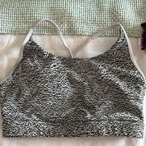 Ptula Píxel Sport Bra Size M